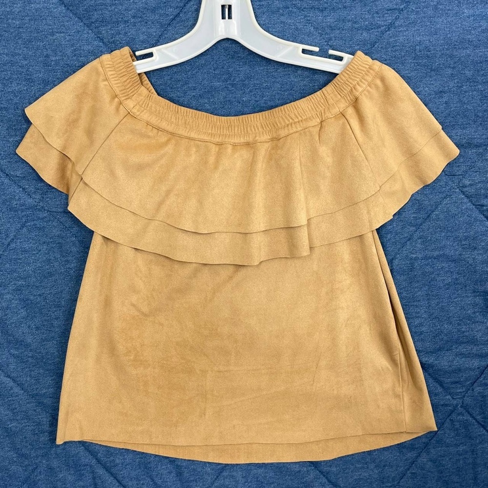 SOHO New York Company Layered Ruffled Off Shoulder Top Womens Suede XS Beige